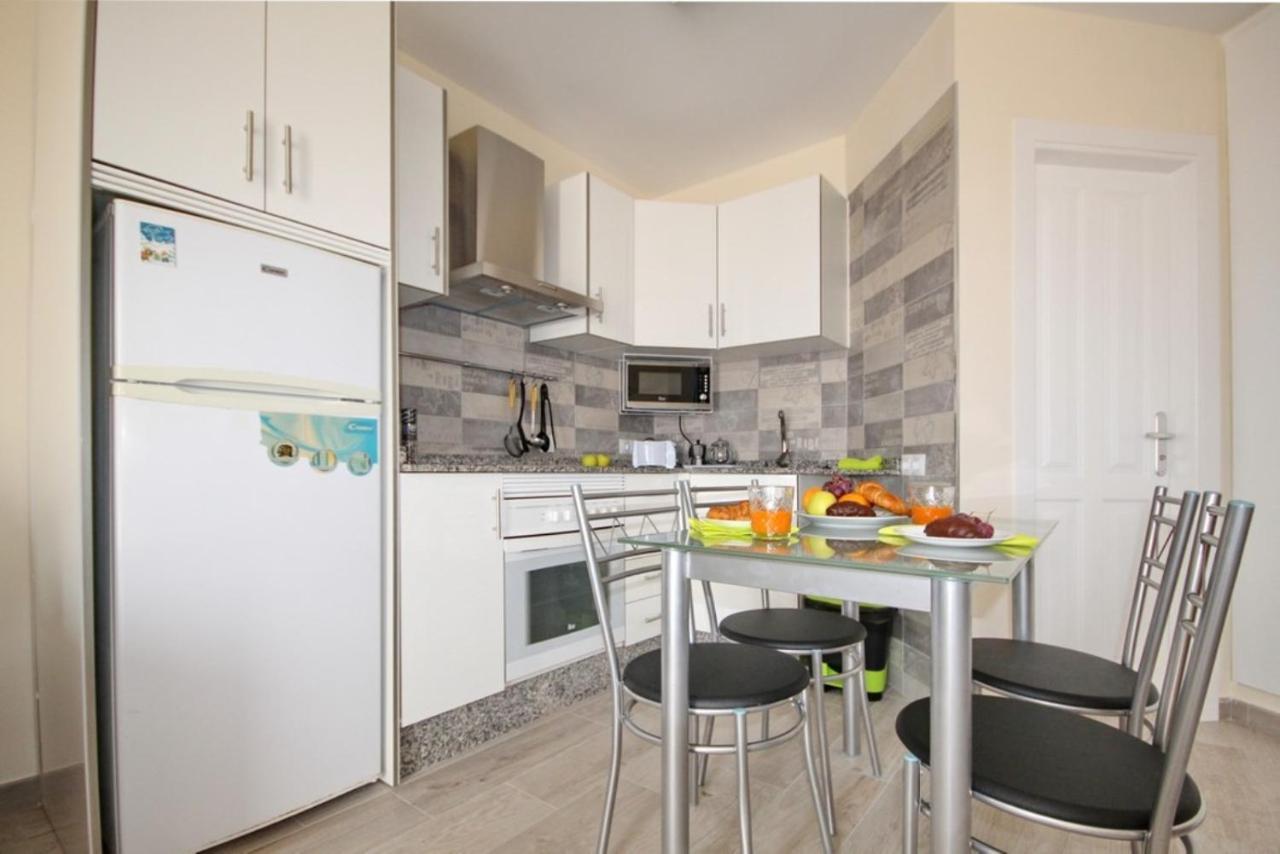 Apartment With Terrace On The Seafront In Playa Fanabe Costa Adeje  Zewnętrze zdjęcie